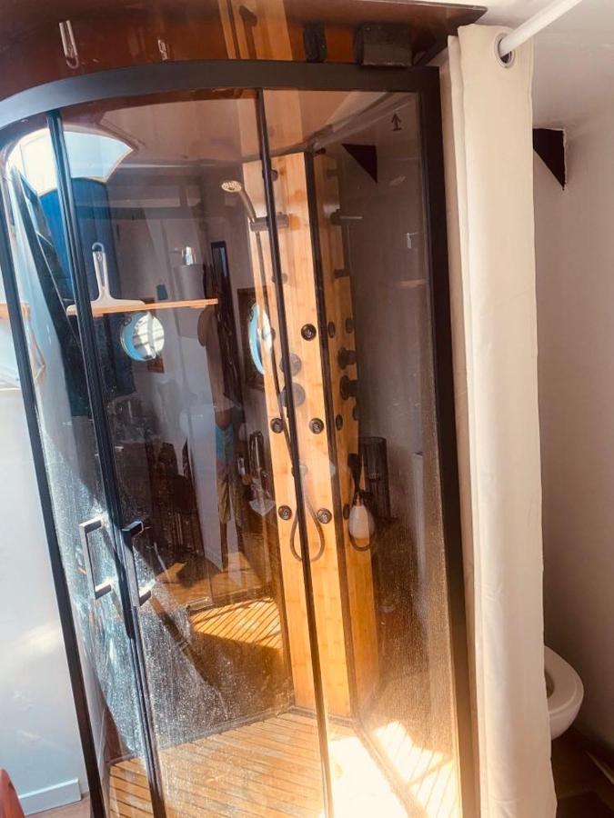 Atypique Sur Peniche Privatunterkunft